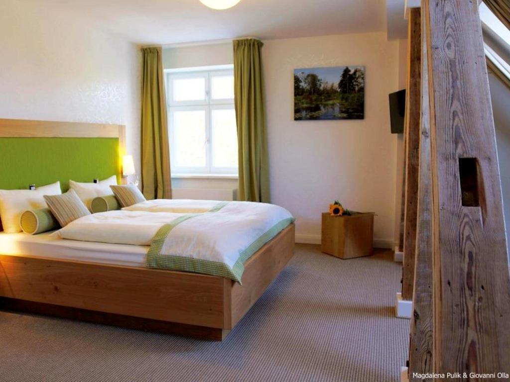 Hotel Und Restaurant Am Peenetal Liepen  Bilik gambar